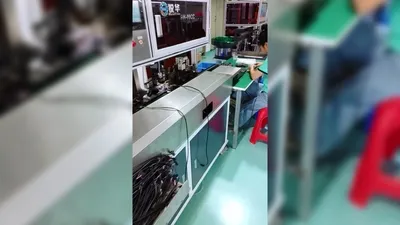 Máquina de crimpado e inserción de carcasa de terminales de cable multinúcleo, RH-09CC